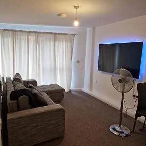 Apartment Sim Luxury, London